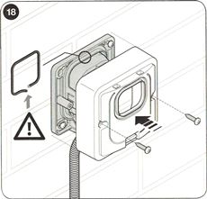 12. Sätt på locket på fotocellen och fäst det med skruvarna. Glöm inte tätningsgummit